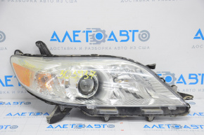 Far dreapta față Toyota Sienna 11-20, halogen simplu.