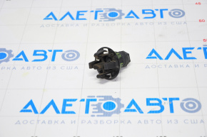 Отбойник капота центральный BMW 3 F30 12-18