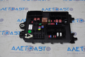 Blocul de siguranțe din spatele aripii stângi FUSE & RELAY BOX Cadillac ATS 13- 2.0T 2.5