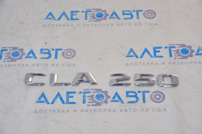 Emblema capacului portbagajului CLA 250 Mercedes CLA 14-19