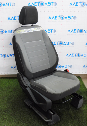 Scaun pasager Ford Escape MK3 13-19 fără airbag, manual, material textil, negru-gri sub chimic.