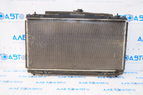 Radiatorul de răcire a apei pentru Toyota Avalon 13-18 3.5 are defect