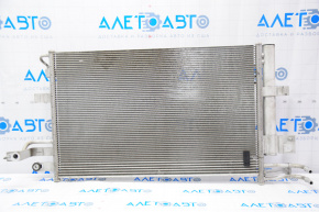 Radiatorul condensatorului de aer condiționat Ford Explorer 16-19 3.7