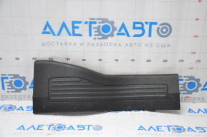 Capacul pragului din spate dreapta pentru Ford Explorer 11-19, negru, uzat.