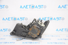 Фара передняя правая голая Lexus RX300 RX330 RX350 RX400h 04-09 ксенон AFS светлая