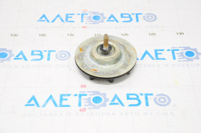Крепление запасного колеса Mazda 3 14-18 BM