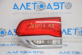 Lampa interioară pentru capacul portbagajului dreapta Jeep Grand Cherokee WK2 14-21 crom