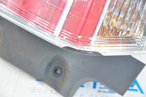 Lampa exterioară aripă dreapta Nissan Rogue 14-16 ruptă