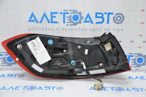 Lumina din dreapta Lincoln MKX 16-