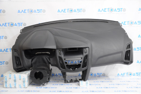 Panoul frontal al torpedo-ului fără AIRBAG pentru Ford Focus mk3 15-18 restilizat