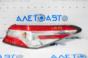 Lampa exterioară aripă dreaptă Toyota Camry v70 18-