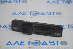 Camera de vizionare spate pentru Ford Focus mk3 15-18 restilizat, cu iluminare și buton, suportul este rupt.