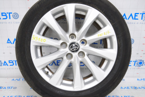 Roată de 17 inch pentru Toyota Camry v70 18- cu jantă.