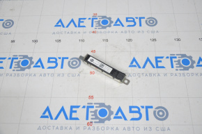 Amplificator antenă spate RH VW Jetta 11-18 SUA