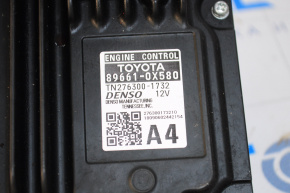 Blocul ECU al motorului Toyota Camry v70 18-