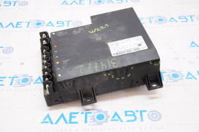 RELAY FUSE BOX Mercedes W221 сломаны защелки крышки