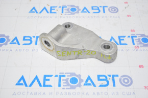 Кронштейн подушки двигателя нижний левый Nissan Sentra 20-23
