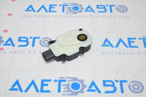 Моторчик актуатор жалюзей Nissan Sentra 20-25