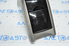 Накладка консоли передняя с подстаканникпми Toyota Prius 20 04-09 царапины