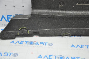 Absorbantul de bara spate pentru Lexus RX350 RX450h 10-15 este deteriorat, cu ghidaje rupte.