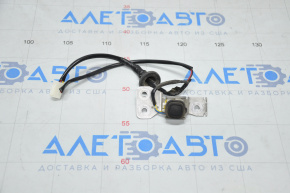 Кнопка открывания двери багажника keyless Toyota Prius 20 04-09