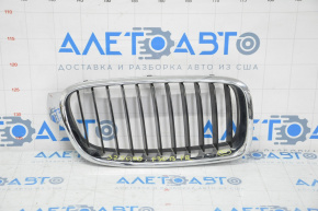 Решетка радиатора grill правая BMW 3 F30 4d 12-18