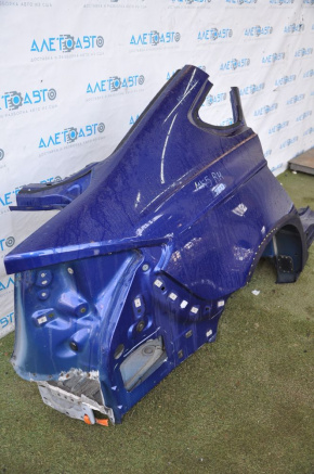 Aripa spate dreapta Ford Fusion mk5 13-20 albastră, arcul este lovit.