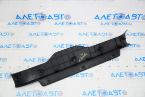 Capac prag fata stanga cu insertie cromata pentru Subaru Legacy 15-19, neagra.