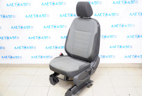 Scaun șofer Ford C-max MK2 13-18 fără airbag, manual, material textil negru-gri, necesită curățare.