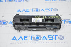 Controlul climatizării Ford Focus mk3 15-18 restilizat, automat