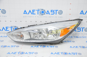 Far stânga față goală Ford Focus mk3 15-18 restilizat halogen luminos.