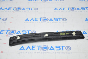 Capacul pragului din spate dreapta exterior pentru Lexus ES300h ES350 13-18 crom, uzat