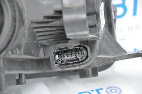 Far stânga față goală Ford Escape MK3 17-19 restilizată halogen lumină