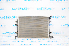 Radiatorul intercoolerului VW Jetta 11-18 SUA 1.4T, curbat