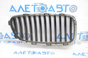 Решетка радиатора gril левая BMW 5 F10 11-13 хром, царапины на хроме