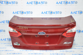 Capota portbagajului asamblată Ford Fiesta 14-19 4d fără spoiler, cu optică roșie RR, prize