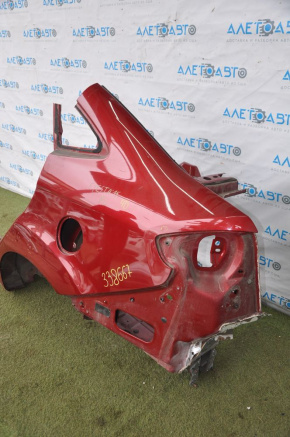 Четверть крыло задняя левая Ford Fiesta 11-19 4d красная, мелкие тычки
