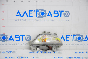 Поворотник правый Mazda 3 14-16 BM дорест