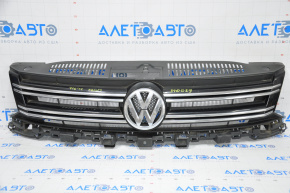 Grila radiatorului asamblată VW Tiguan 12-17 restilizată cu emblemă