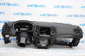 Торпедо передняя панель с AIRBAG Jeep Compass 17-