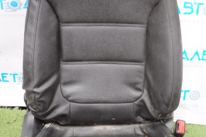 Scaun de pasager VW Jetta 11-18 SUA fără airbag, manual, piele neagră, ușor șifonat