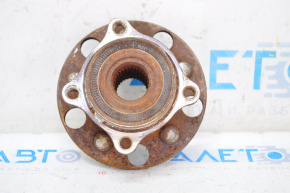 Ступица задняя правая Lexus GS300 GS350 GS430 GS450h 06-11 ржавчина