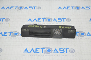 Camera de vizionare spate pentru Ford Focus mk3 15-18 restilizat, cu iluminare și buton, suporturile sunt rupte.