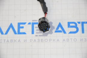 Фишка на камеру заднего вида Toyota Prius V 12-17