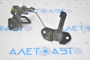 Manerul de deschidere a capotei Subaru B10 Tribeca, complet asamblat