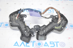 Butoanele de control de pe volanul Toyota Camry v50 12-14 usa LE, XLE tip 2, uzura pe butoane.