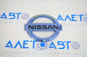 Эмблема значок Nissan двери багажника Nissan Leaf 11-17 скол