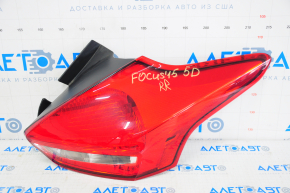 Lampa dreapta Ford Focus mk3 15-18 restilizat 5 uși halogen