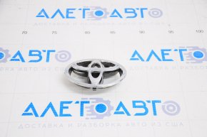 Emblema grilei radiatorului Toyota Camry v30 2.4