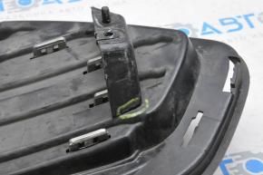 Решетка радиатора grill в сборе без обрамления Ford Fusion mk5 13-16 с хромом, прижата